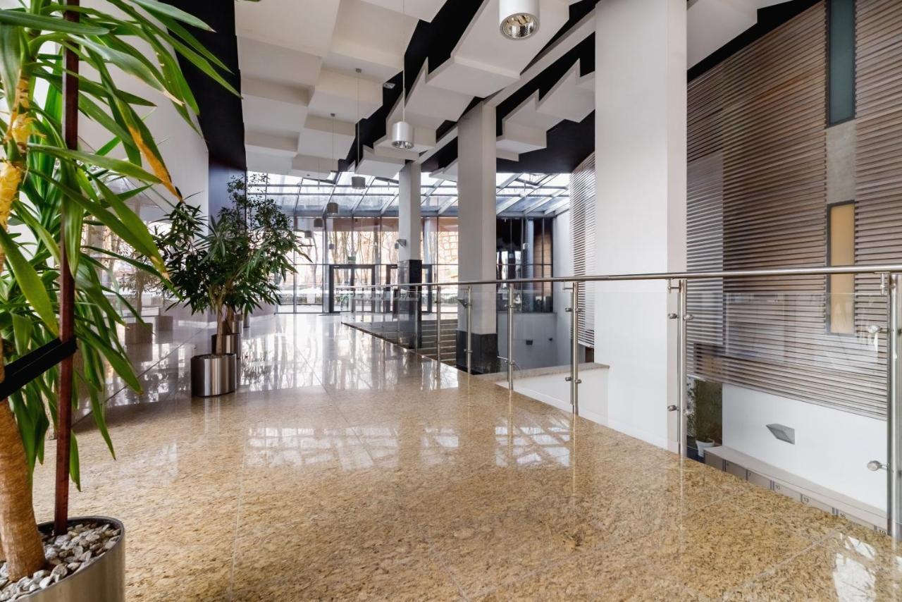 Premium Apartment Ludwinowska Krakow By Noclegi Renters Exteriör bild