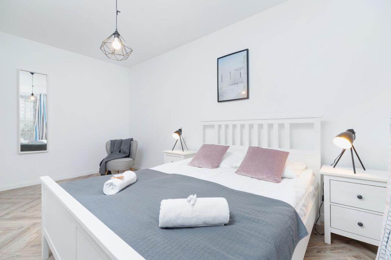 Premium Apartment Ludwinowska Krakow By Noclegi Renters Exteriör bild