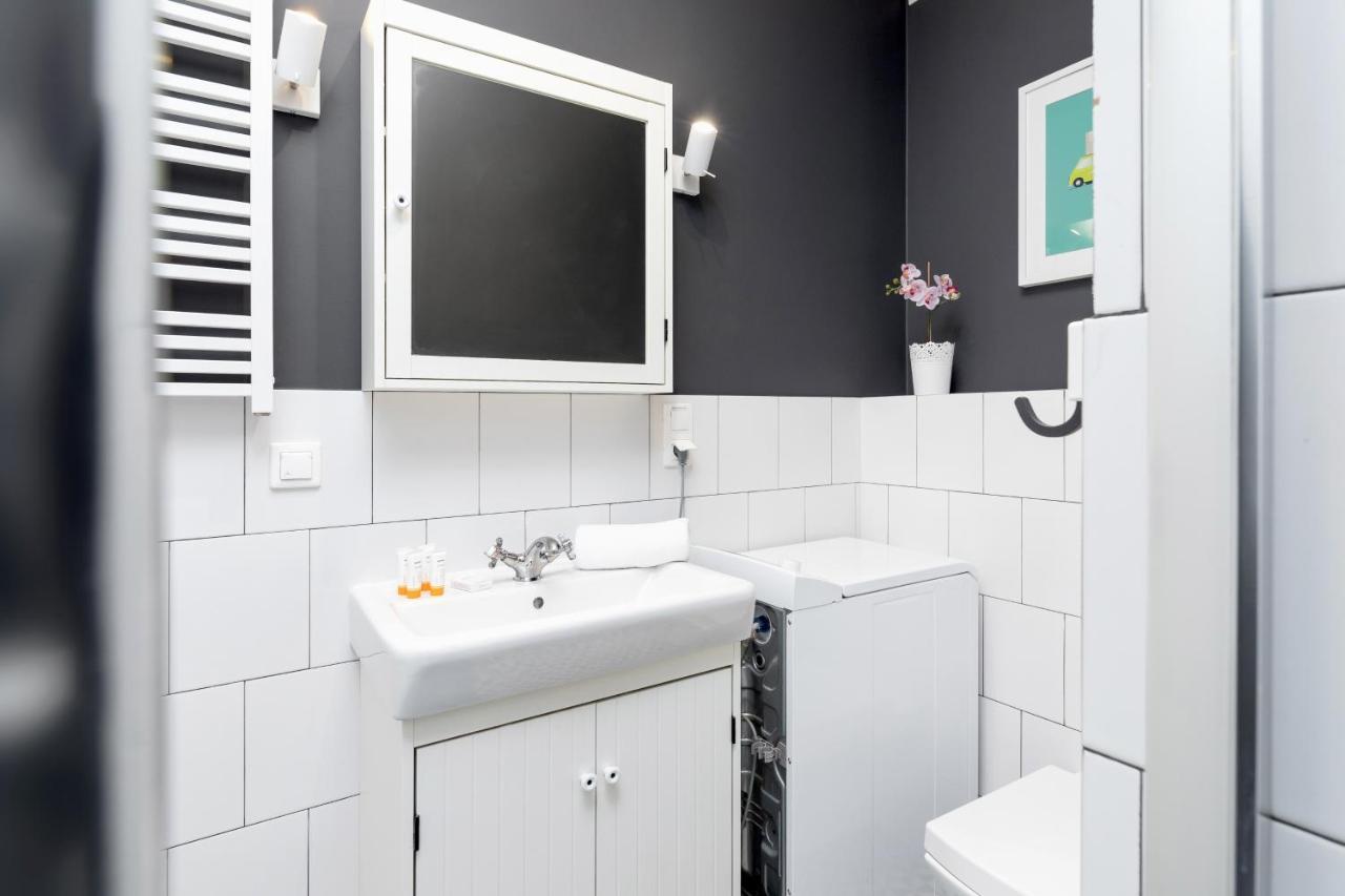 Premium Apartment Ludwinowska Krakow By Noclegi Renters Exteriör bild