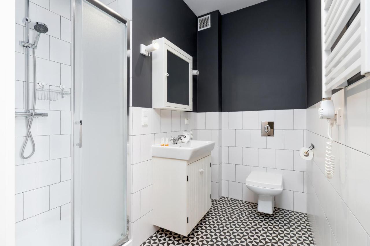 Premium Apartment Ludwinowska Krakow By Noclegi Renters Exteriör bild